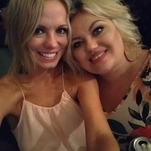 Meet your Posher, Nickie